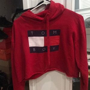 “Tomboy” crop top